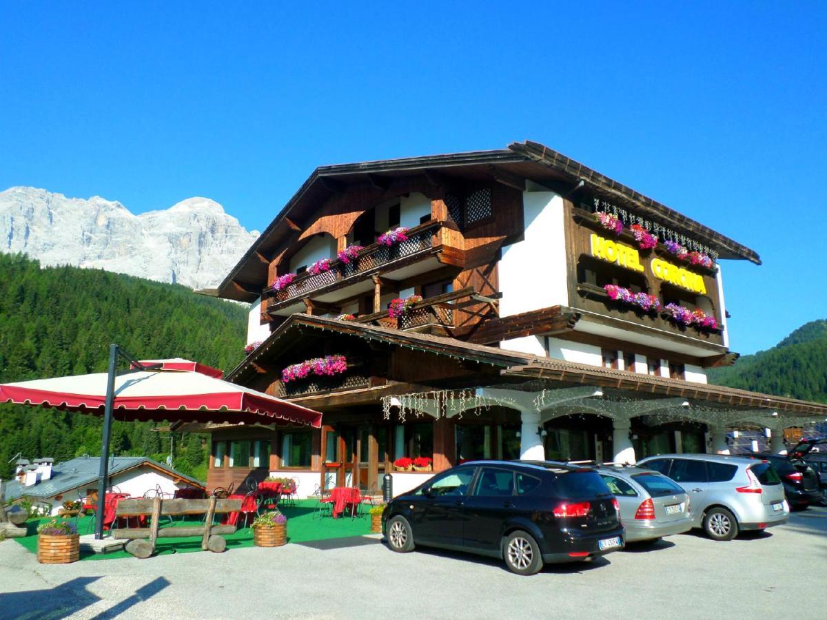 Hotel Corona Val di Zoldo Exteriér fotografie