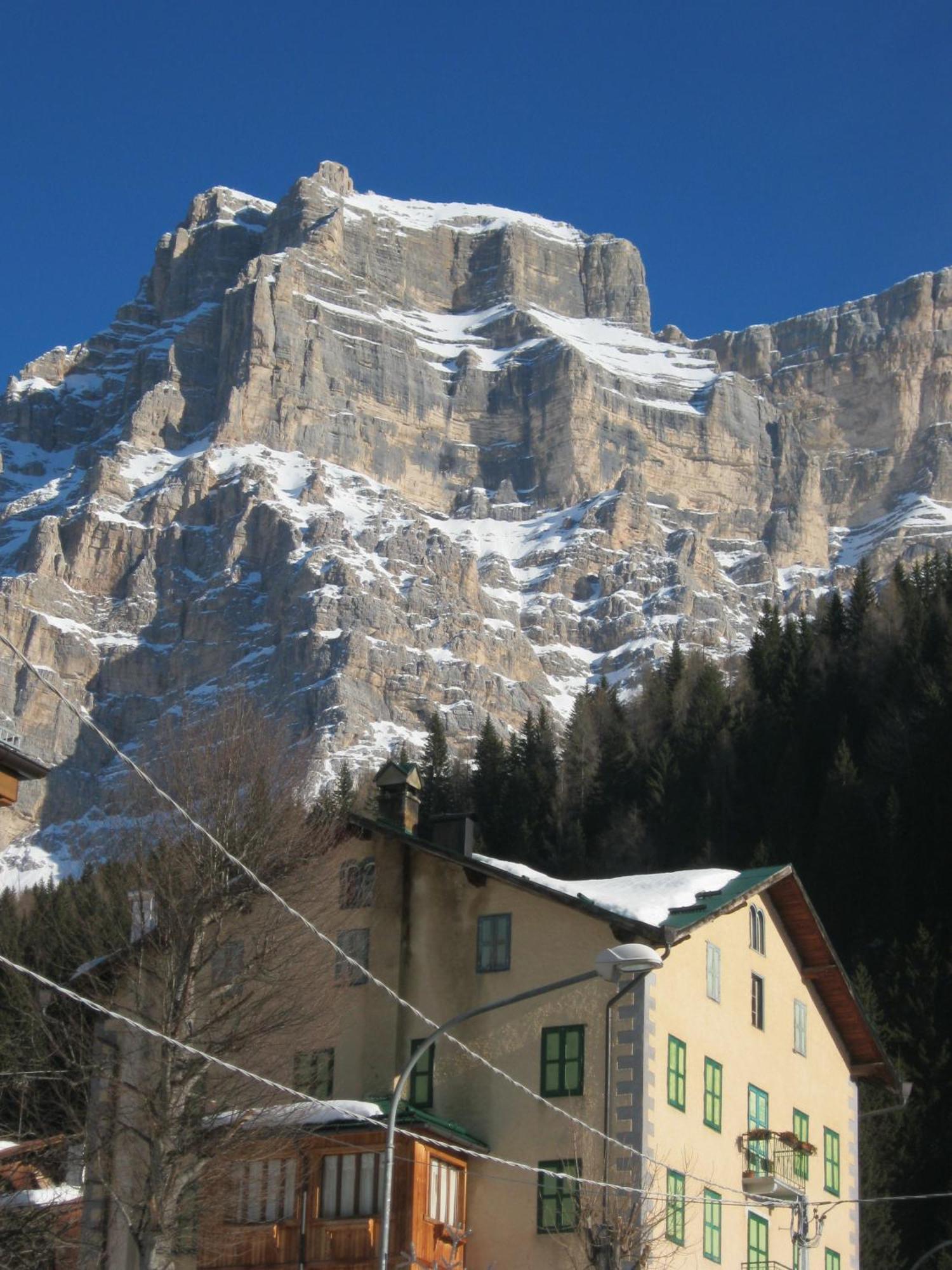 Hotel Corona Val di Zoldo Exteriér fotografie